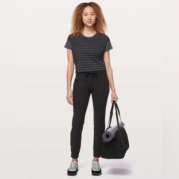Lululemon Ready To Rulu Pant 29" in Black - Picture 2 of 13